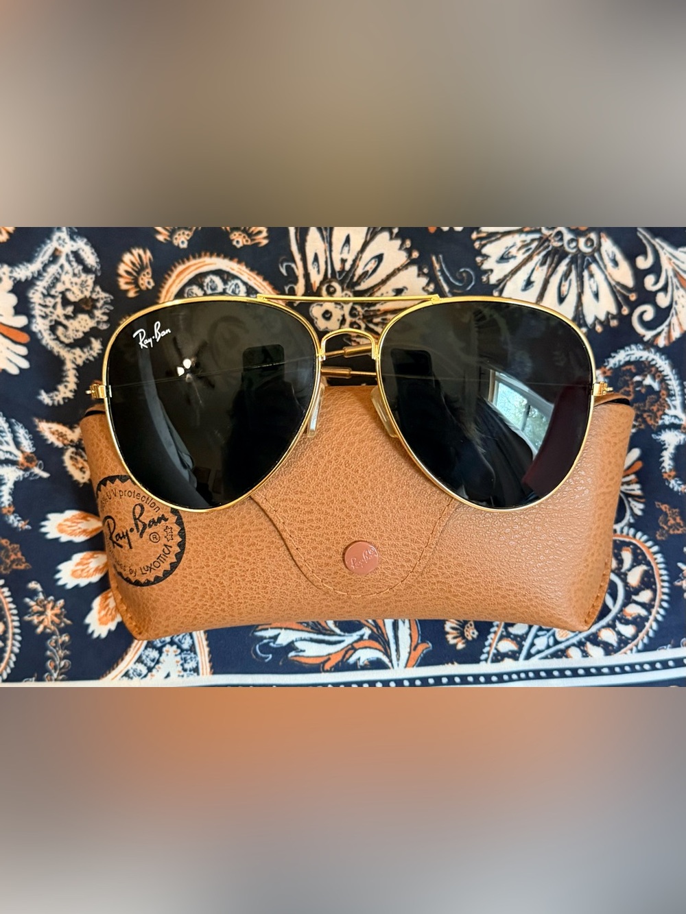 Ray-Ban RB3025 Aviator Large Metal Gold With Black Frames 62mm w/ Case